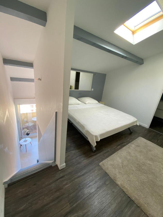 T2 Duplex Centre Ville De Sete Bagian luar foto